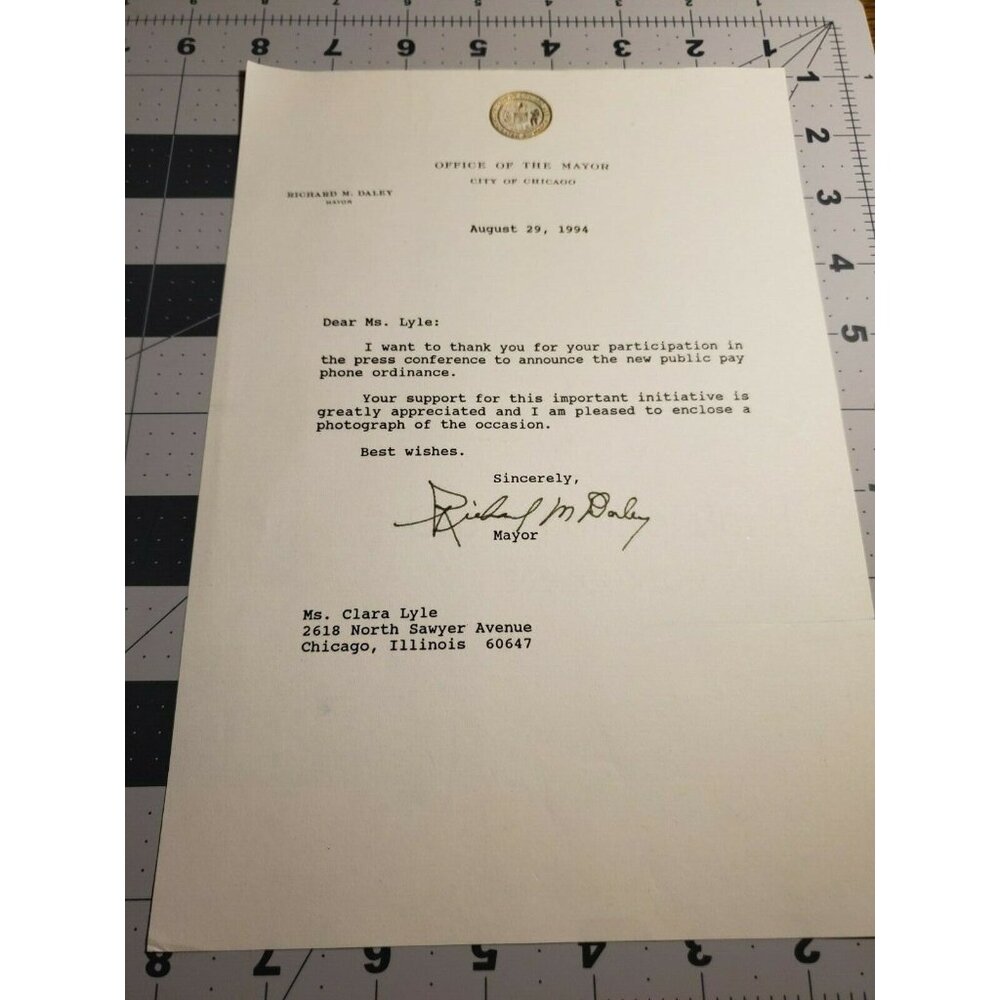 Richard M. Daley hand signed letter on Chicago's Mayor Office Stationary Aug. 2